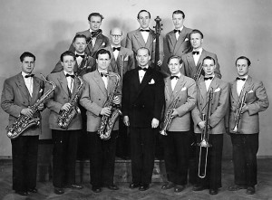 Ossi Aalto orkestereineen 1940-luvun lopulla